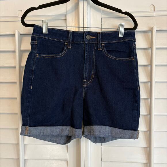 Old Navy High Rise Jean Shorts Size 4 - Picture 1 of 6